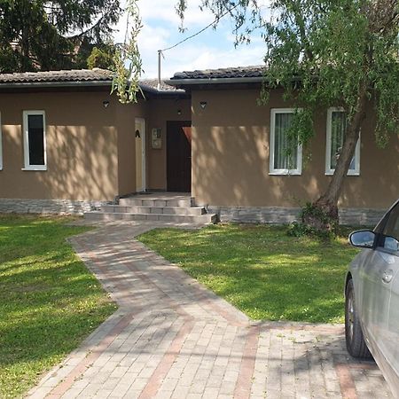 Alkotas Villa Balatonmariafurdo Exterior photo